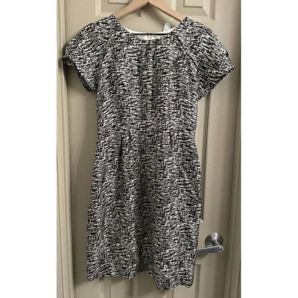 Banana Republic‎ Women's 6P Black and White 100% Silk Sheath Lined Knee Dress
